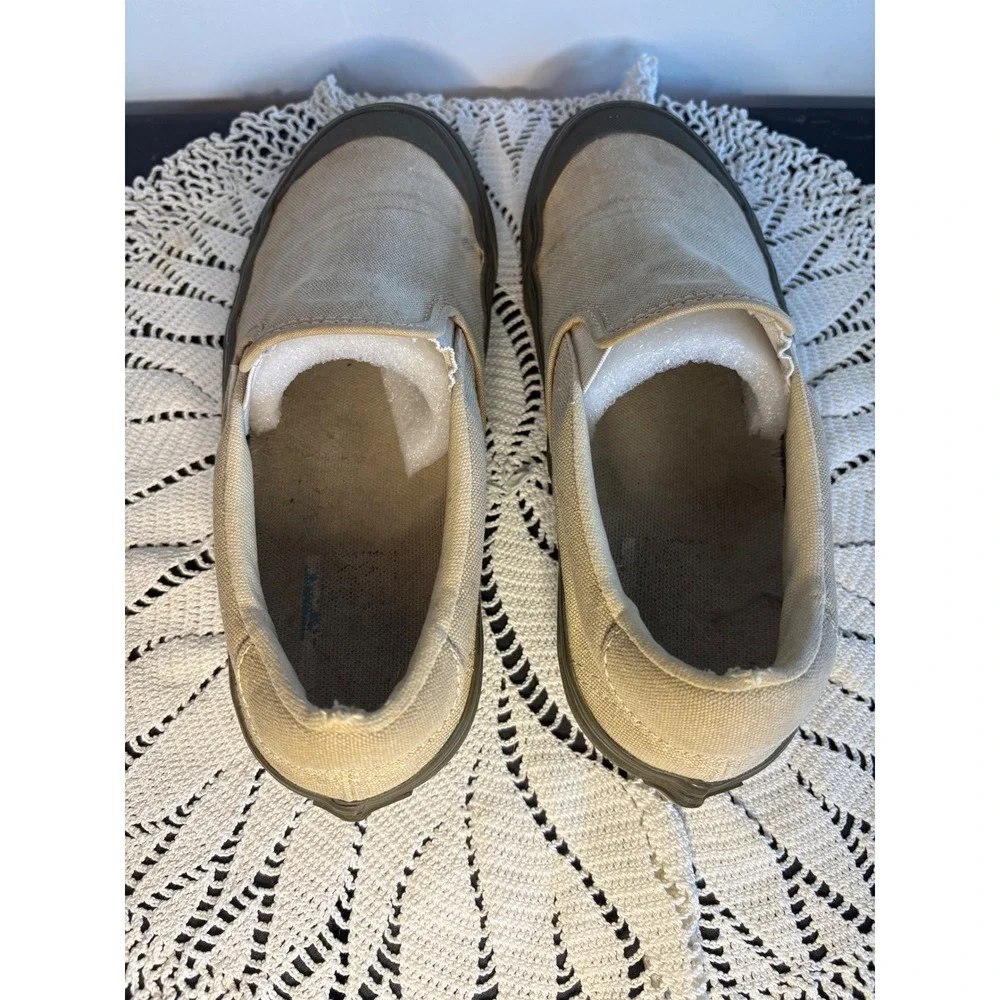 Vans Slip-On VSK66 Tan Khaki Canvas Sneakers Olive Green Sole Mens 7.5 Womens 9